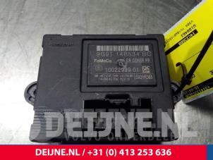 Volvo V70 Centrale Deurvergrendelings Module O14084 foto 3