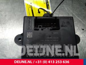 Volvo V40 Zentralverriegelung Modul O14327 foto 3