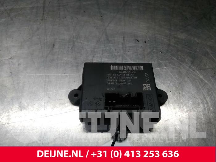 Volvo V40 Central door locking module O14335