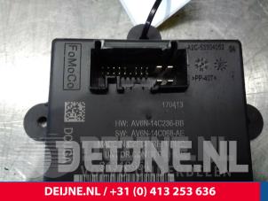 Volvo V40 Centrale Deurvergrendelings Module O14345 foto 3