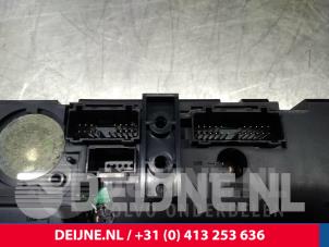 Volvo S60 Heater control panel O14650 photo 3