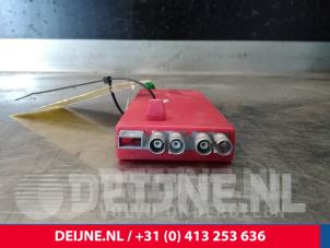 Volvo XC60 Antenna Amplifier O14684 photo 3