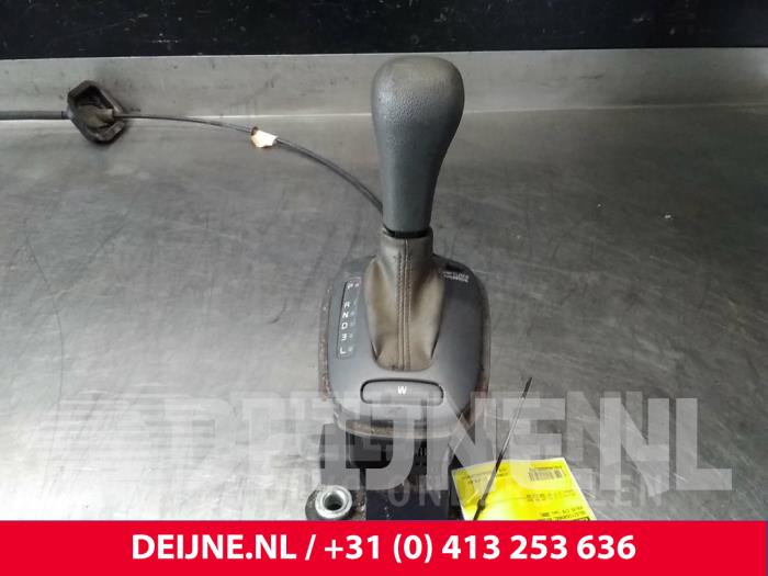 Gebruikte Selectiehendel automaat Volvo C70 (NK) 2.5 Turbo LPT 20V Prijs € 70,00 Margeregeling aangeboden door van Deijne Onderdelen Uden B.V.