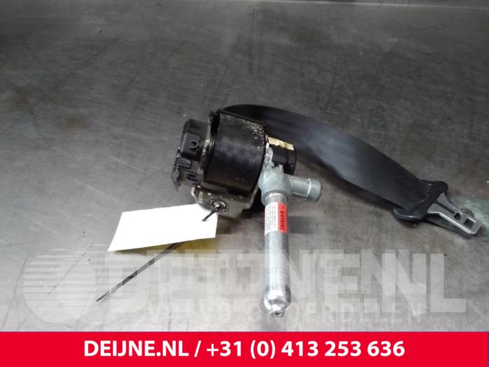 Volvo S80 Sicherheitsgurt Mitte hinten O14820
