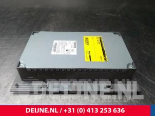 Volvo V50 Radio amplifier O14854 photo 2