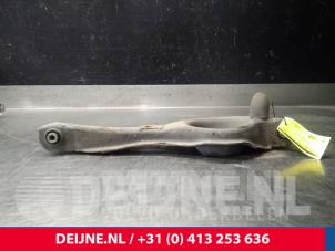 Volvo V50 Rear spring retainer, right O14865 photo 2