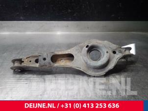 Volvo V50 Rear spring retainer, right O14865 photo 3
