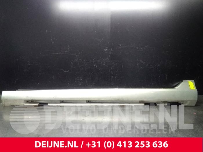 Volvo V60 Seitenschürze links O14934