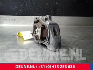 Volvo V60 Motorsteun O15040 foto 2