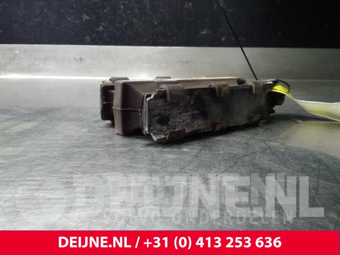 Gebruikte Motorsteun Volvo V60 I (FW/GW) 2.4 D6 20V Plug-in Hybrid AWD Prijs € 25,00 Margeregeling aangeboden door van Deijne Onderdelen Uden B.V.