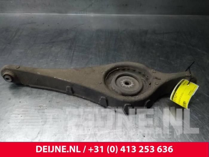 Volvo V60 Federteller links hinten O15060