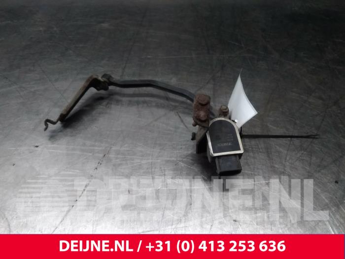 Volvo V70 Xenon hoogteregelaar O15190