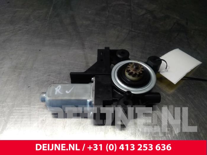 Volvo V70 Fenstermotor Tür O15211