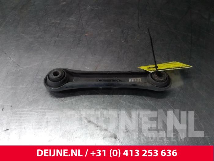 Volvo XC70 Lower wishbone, rear right O15260