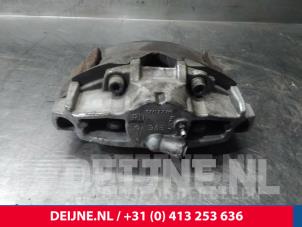 Volvo XC70 Front brake calliper, right O15266 photo 2