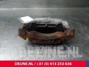 Volvo XC70 Front brake calliper, right O15266 photo 3