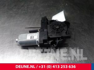 Volvo V70 Door window motor O15277 photo 2