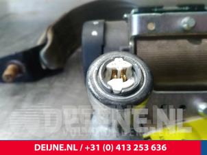 Volvo V70 Veiligheidsgordel links-achter O15286 foto 3