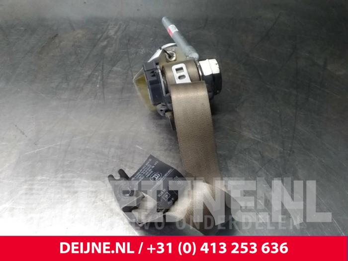 Volvo V70 Veiligheidsgordel rechts-achter O15287