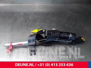 Volvo XC70 Front seatbelt, right O15300 photo 2