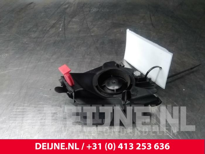 Volvo XC70 Speaker O15304