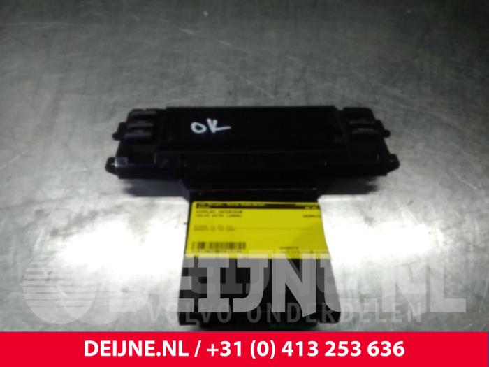 Volvo XC70 Interior display O15346