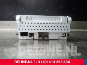 Volvo V70 CD player O15399 photo 2