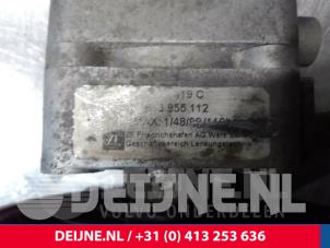 Volvo V40 Power steering pump O15456 photo 2