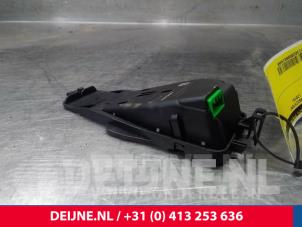 Volvo V60 Bremsassistent Sensor O15469 foto 2
