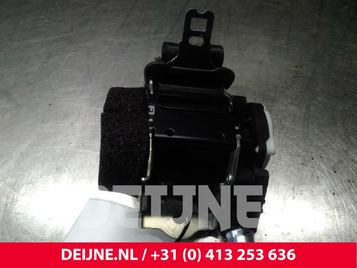 Volvo S60 Sicherheitsgurt Mitte hinten O15516