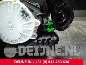 Volvo S60 Sicherheitsgurt Mitte hinten O15516 foto 2