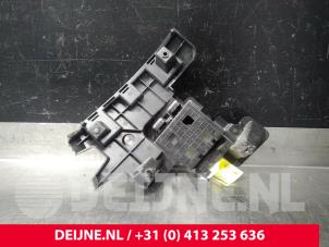 Volvo S60 Stoßstangenstütze links hinten O15527 foto 2
