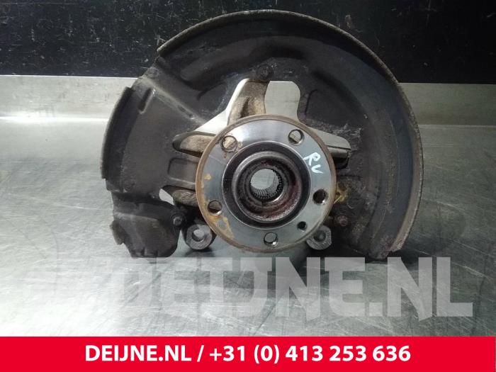 Volvo S60 Fusee rechts-voor O15534