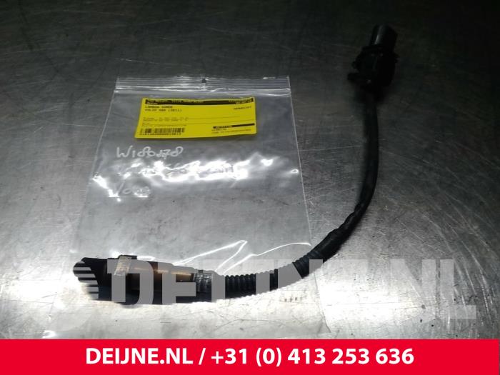 Gebruikte Lambda Sonde Volvo S60 II (FS) 2.4 D5 20V AWD Prijs € 50,00 Margeregeling aangeboden door van Deijne Onderdelen Uden B.V.