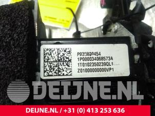 Volvo S60 Veiligheidsgordel links-achter O15629 foto 2