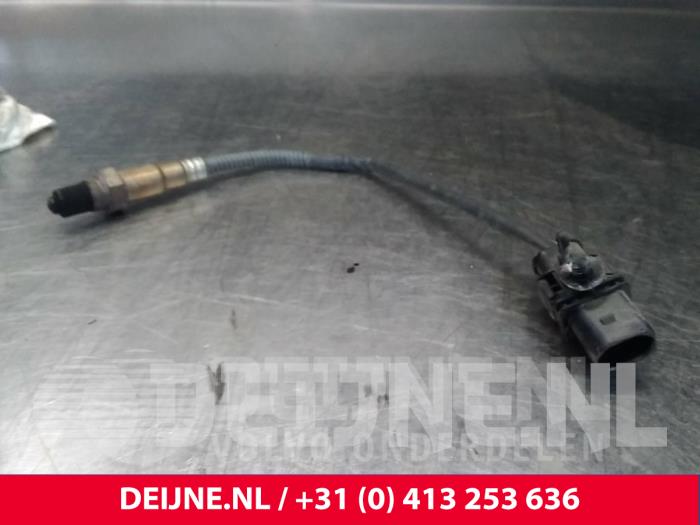 Gebruikte Lambda Sonde Volvo S60 II (FS) 2.0 D3 20V Prijs € 50,00 Margeregeling aangeboden door van Deijne Onderdelen Uden B.V.