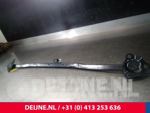 Volvo V40 Tiebar O15792 photo 2