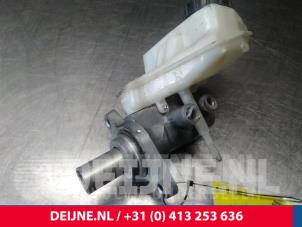 Volvo S60 Master cylinder O15806 photo 2