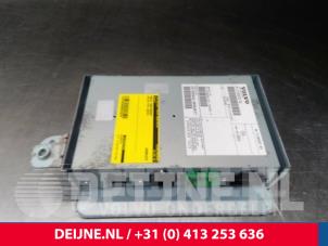 Volvo V70 Radio amplifier O15914 photo 2
