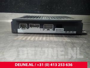 Volvo XC70 Radio amplifier O15928 photo 3