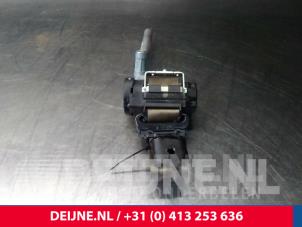 Volvo XC70 Veiligheidsgordel rechts-achter O15939 foto 2