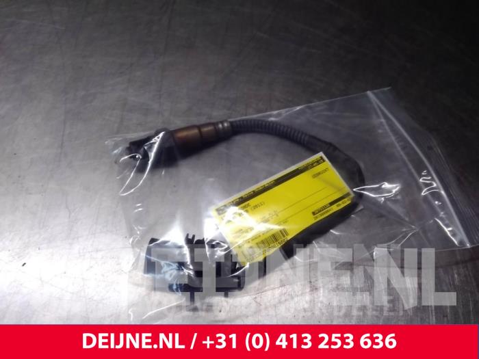 Gebruikte Lambda Sonde Volvo XC70 (BZ) 2.4 D5 20V 205 AWD Prijs € 50,00 Margeregeling aangeboden door van Deijne Onderdelen Uden B.V.