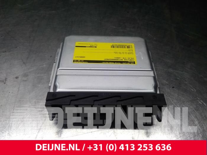 Volvo V70 Computer Motormanagement O16210