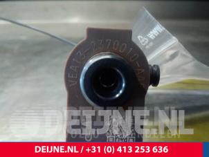 Volvo V40 Einspritzdüse (Diesel) O16348 foto 2