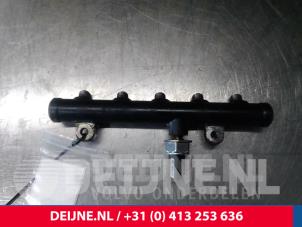 Volvo V70 Einspritzdüse (Einspritzer) O16356 foto 2