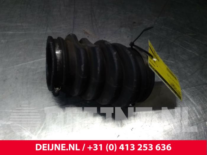 Volvo V40 Aanzuigslang Lucht O16586