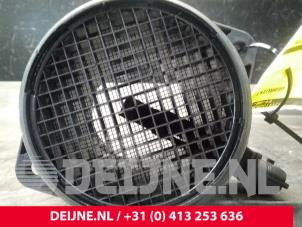 Volvo S80 Air mass meter O16703 photo 2