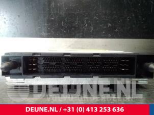 Volvo S80 Engine management computer O16744 photo 2