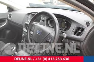 Gebruikte Airbag links (Stuur) Volvo V40 (MV) 2.0 D2 16V Prijs € 125,00 Margeregeling aangeboden door van Deijne Onderdelen Uden B.V.