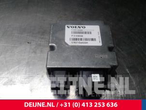 Gebruikte Module Airbag Volvo V40 (MV) 2.0 D2 16V Prijs € 100,00 Margeregeling aangeboden door van Deijne Onderdelen Uden B.V.